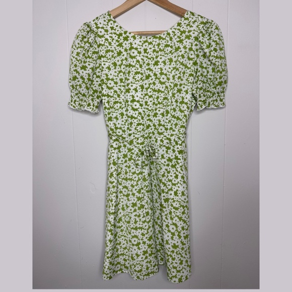 NWT Forever 21 Cute Summer dress, Size XS-S floral green - Picture 1 of 16